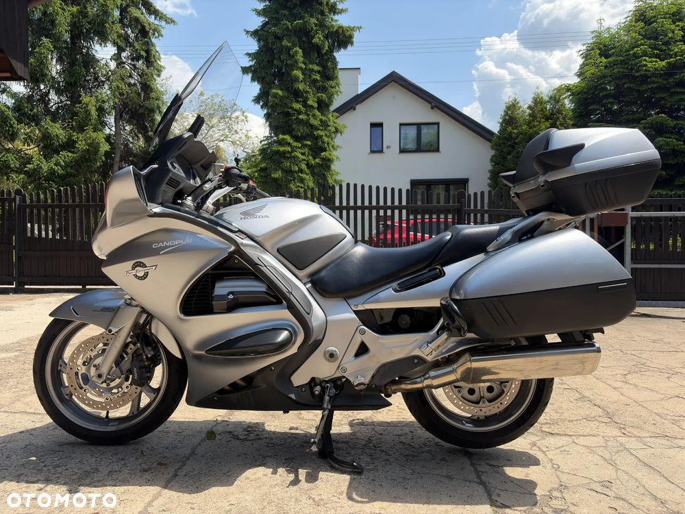 Honda ST - 7