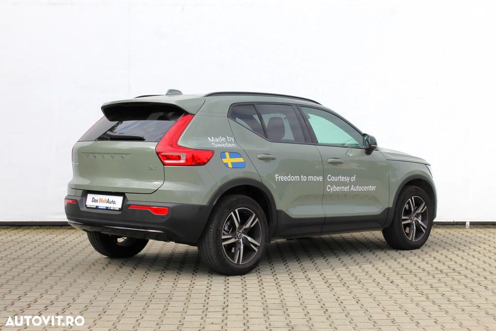 Volvo XC 40 B4 AT FWD MHEV Ultimate Dark - 5