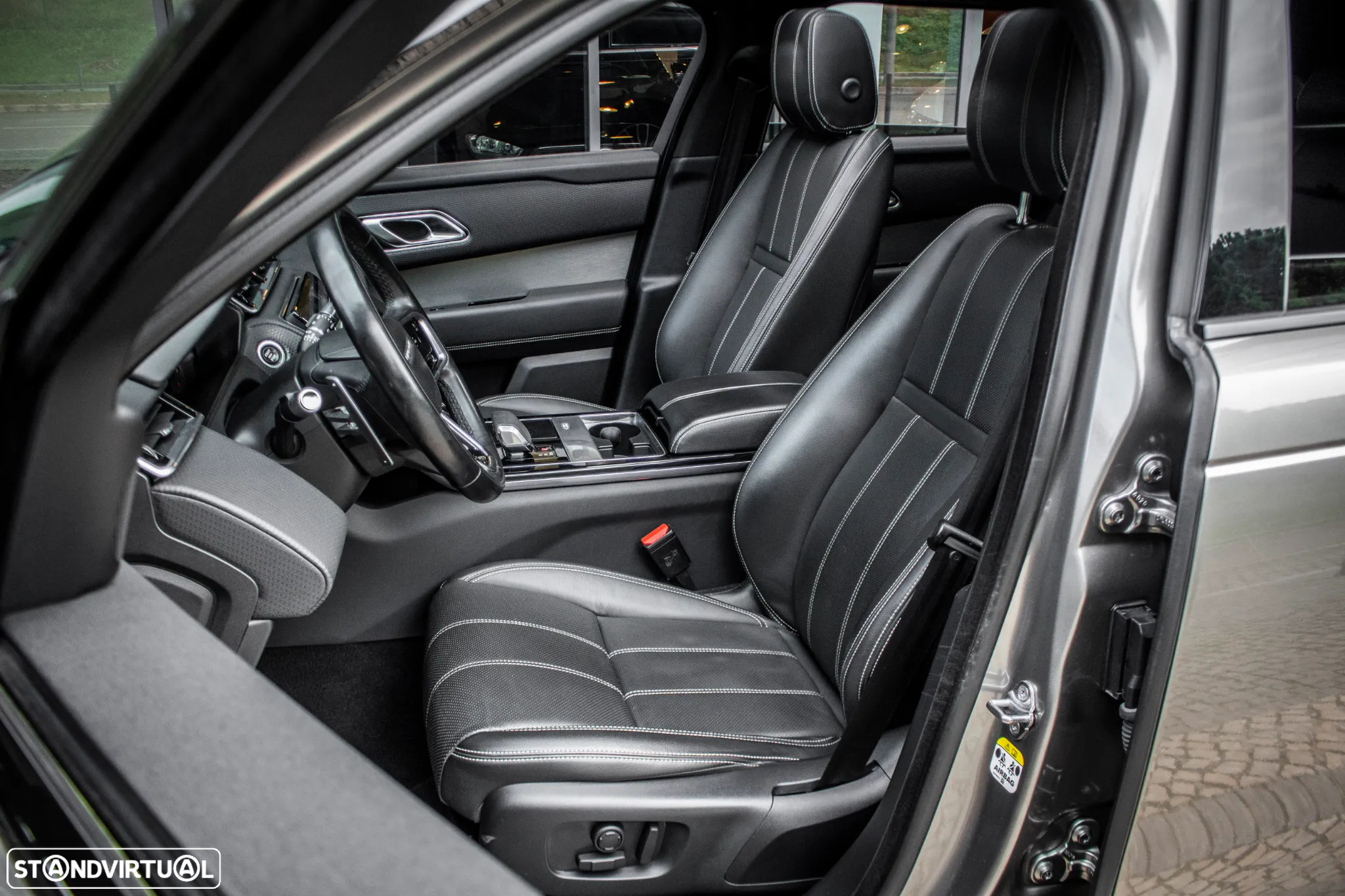 Land Rover Range Rover Velar D200 S - 29
