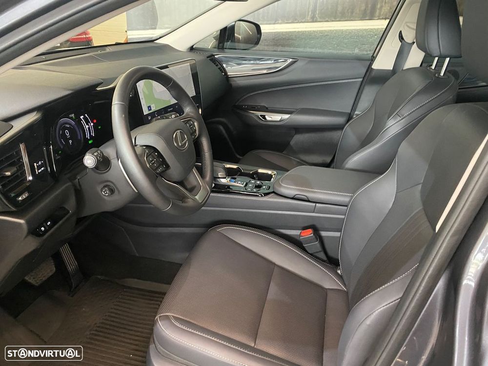 Lexus NX 450h+ Executive Plus - 8