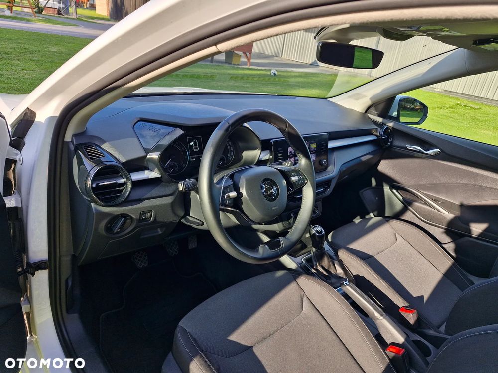 Skoda Fabia 1.0 TSI Ambition - 24