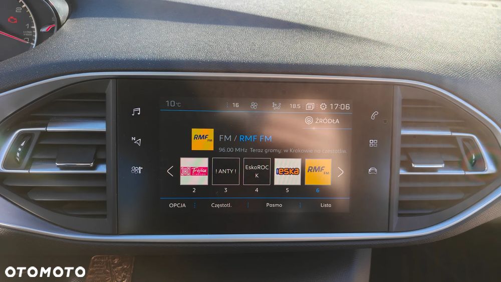 Peugeot 308 PureTech 130 GPF EAT8 Stop & Start Allure - 23