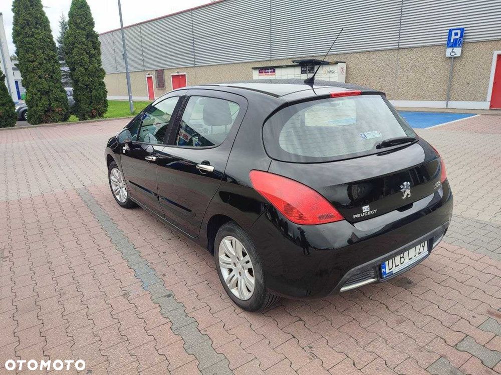 Peugeot 308 - 6