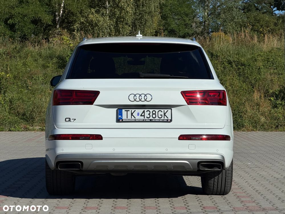 Audi Q7 - 7