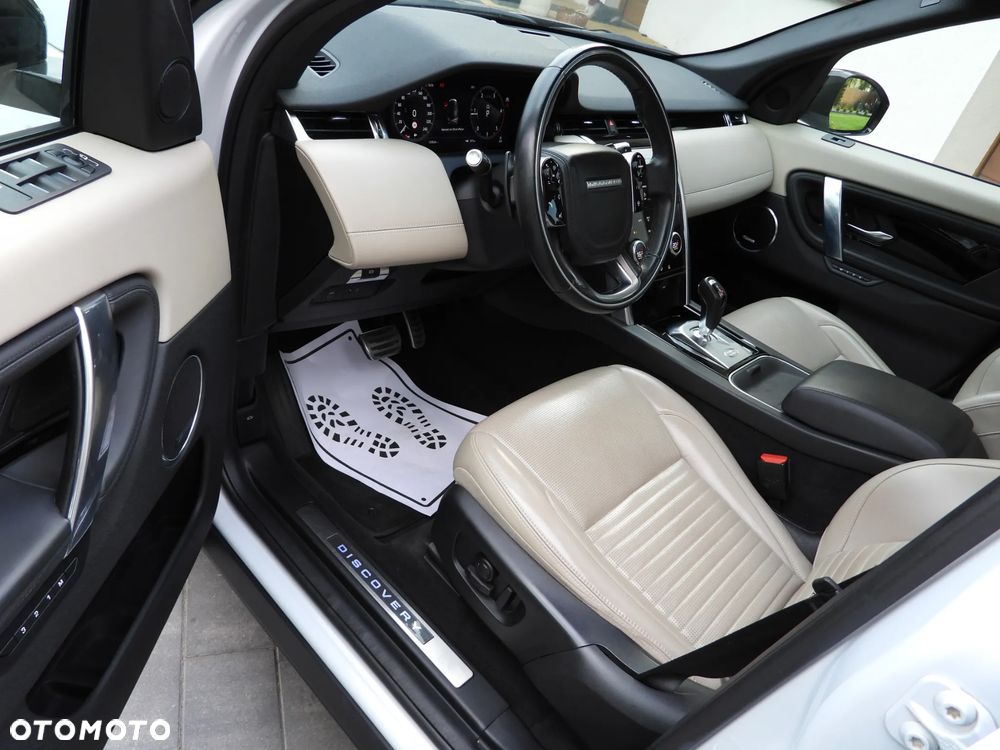 Land Rover Discovery Sport TD4 HSE Luxury - 4