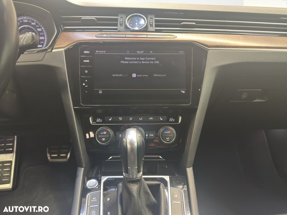 Volkswagen Passat - 17