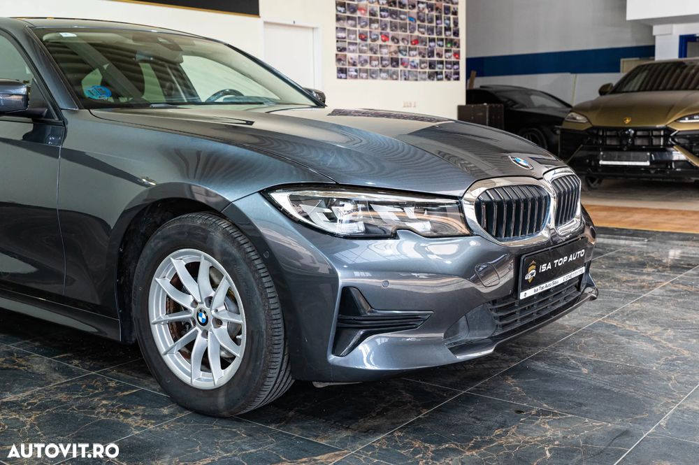 BMW Seria 3 318d Aut. Luxury Line - 13