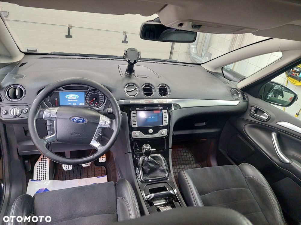 Ford S-Max - 6