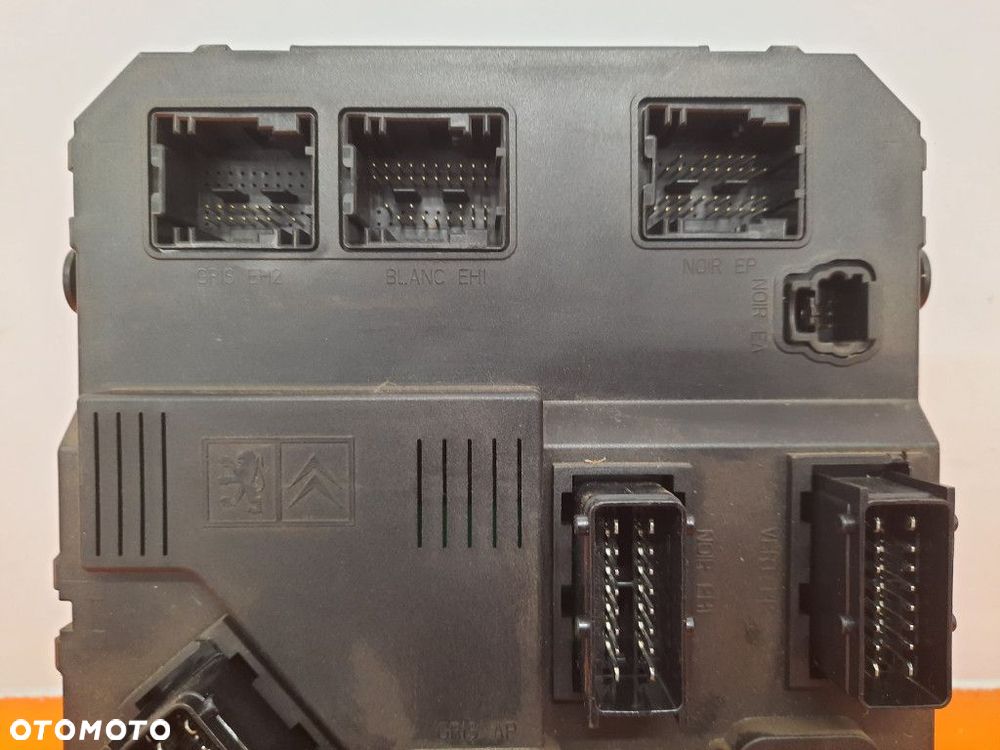 PEUGEOT 407 1.6 HDIF 16V  04-10 SKRZYNKA BEZPIECZNIKÓW 9655708380 9HZ - 2