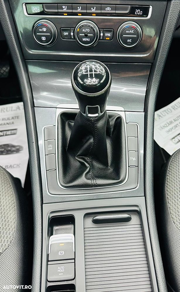 Volkswagen Golf 1.6 TDI Trendline - 25