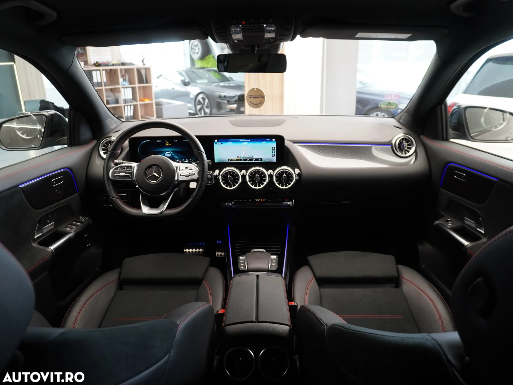 Mercedes-Benz GLA 250 4Matic 8G-DCT AMG Line - 7