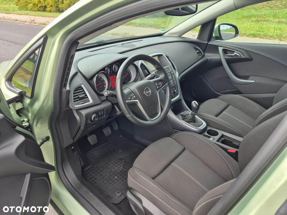 Opel Astra - 8