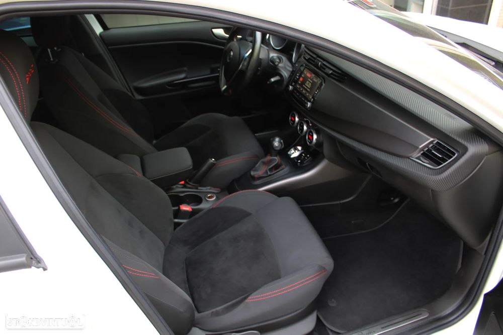 Alfa Romeo Giulietta 1.4 TB 16V Multiair TCT Sprint - 30