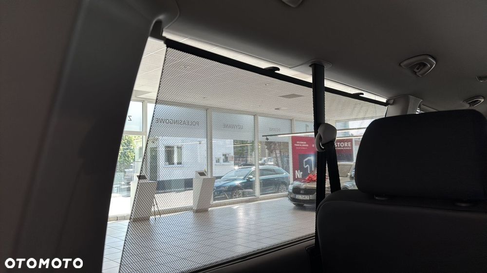 Volkswagen Caravelle 2.0 TDI L1 Comfortline DSG - 26
