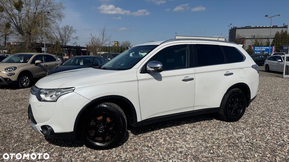 Mitsubishi Outlander 2.0 4WD Invite - 6