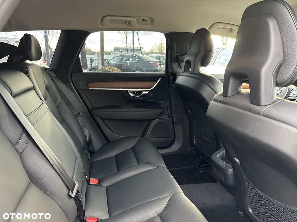 Volvo V90 D5 AWD Geartronic Inscription - 22