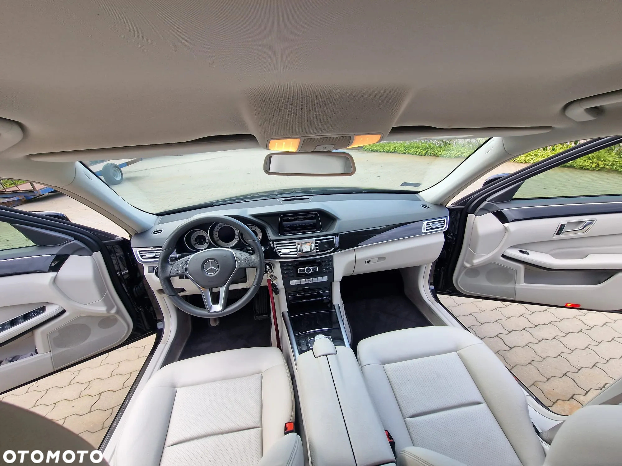 Mercedes-Benz Klasa E 300 4-Matic Avantgarde - 8