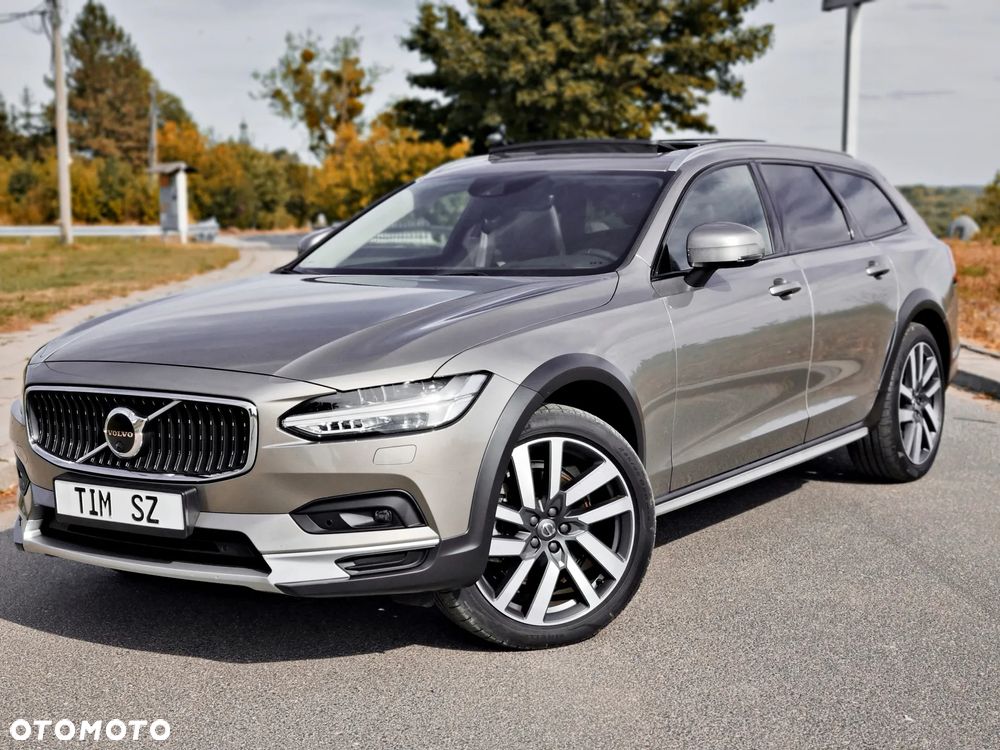 Volvo V90 Cross Country B5 D AWD Ultimate - 11