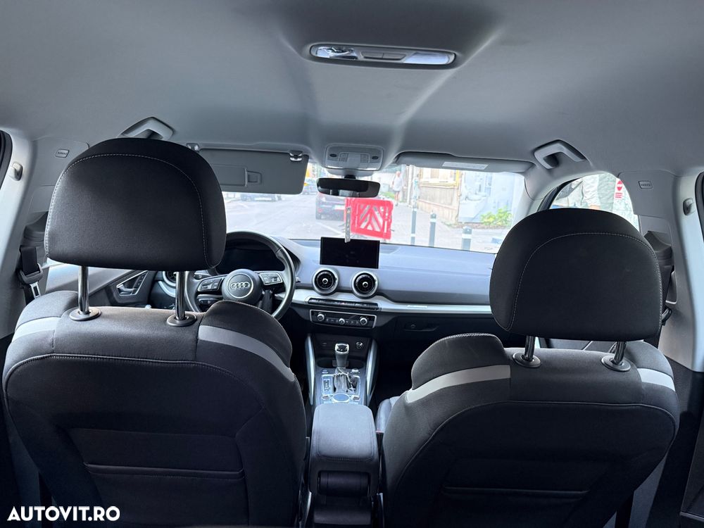 Audi Q2 35 TDI S tronic Sport - 8