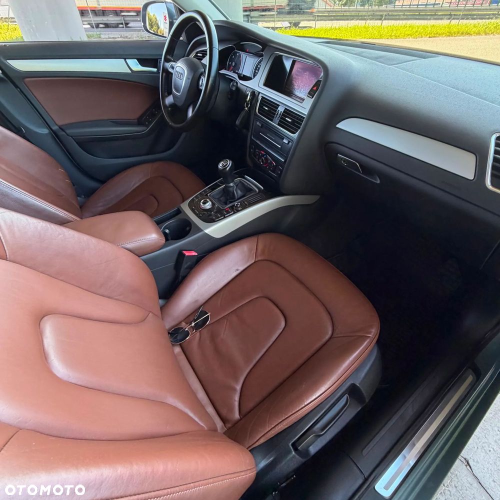 Audi A4 Avant 2.0 TDI DPF S line Sportpaket - 13