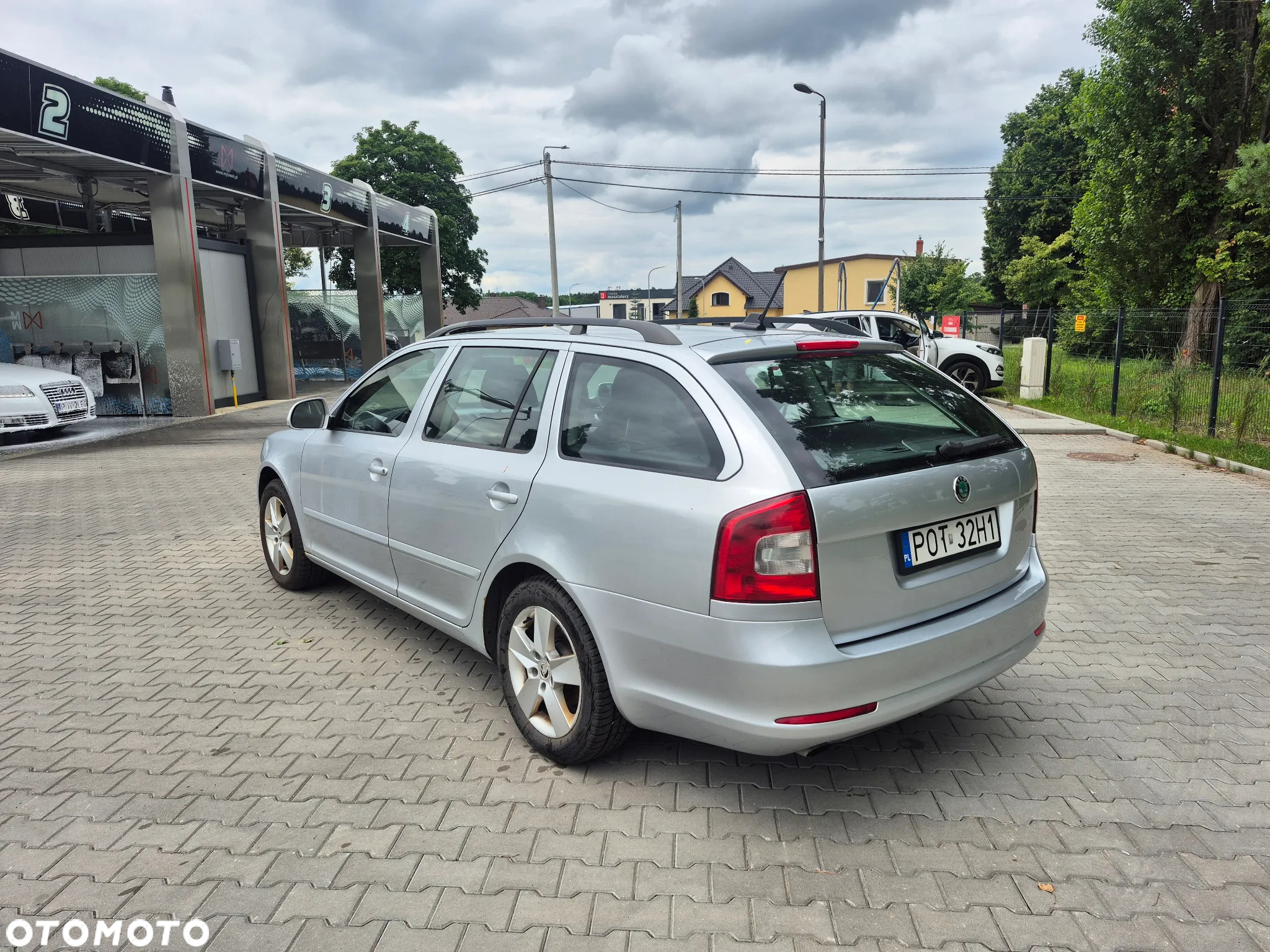 Skoda Octavia 2.0 TDI DPF Elegance - 4