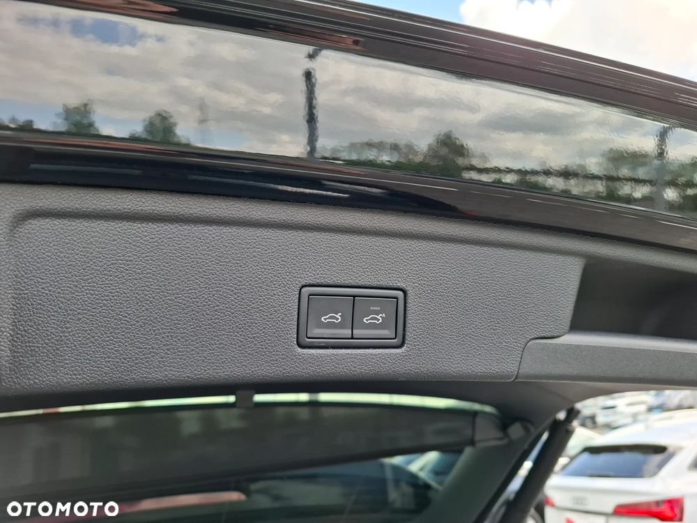Volkswagen Touareg 3.0 V6 TDI 4Motion Elegance - 16