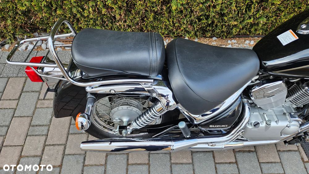 Suzuki Intruder - 23