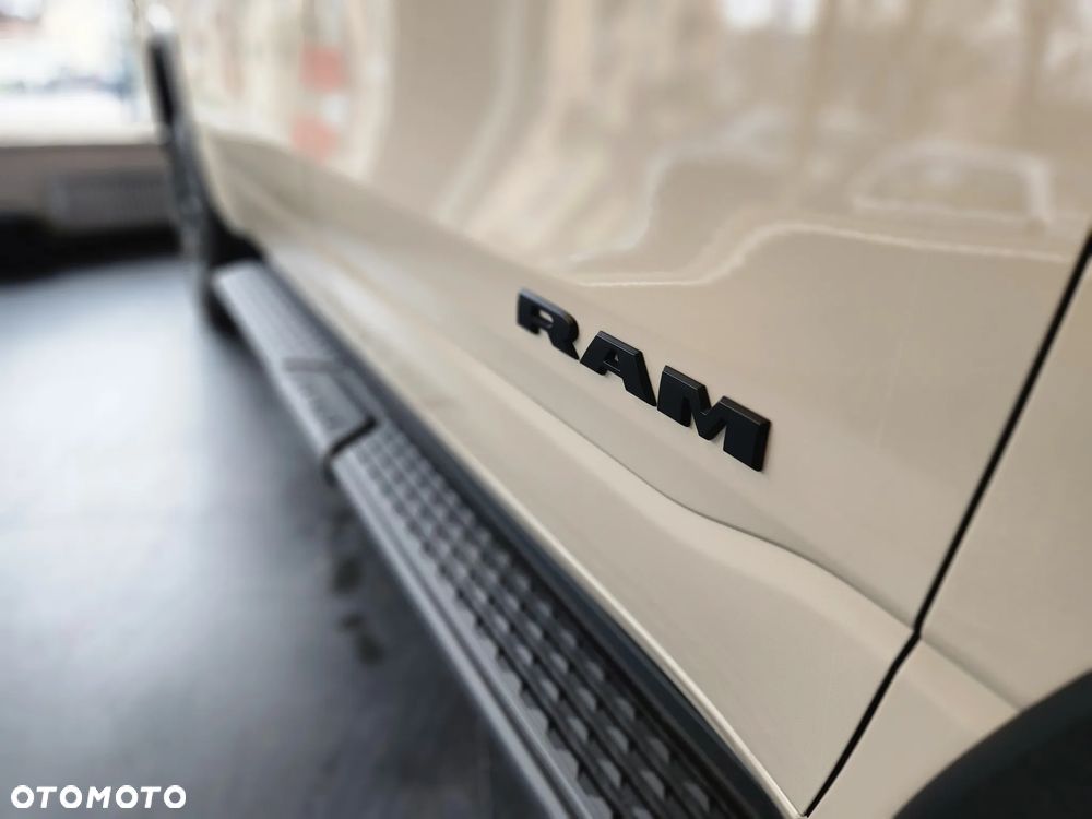 RAM 1500 - 5