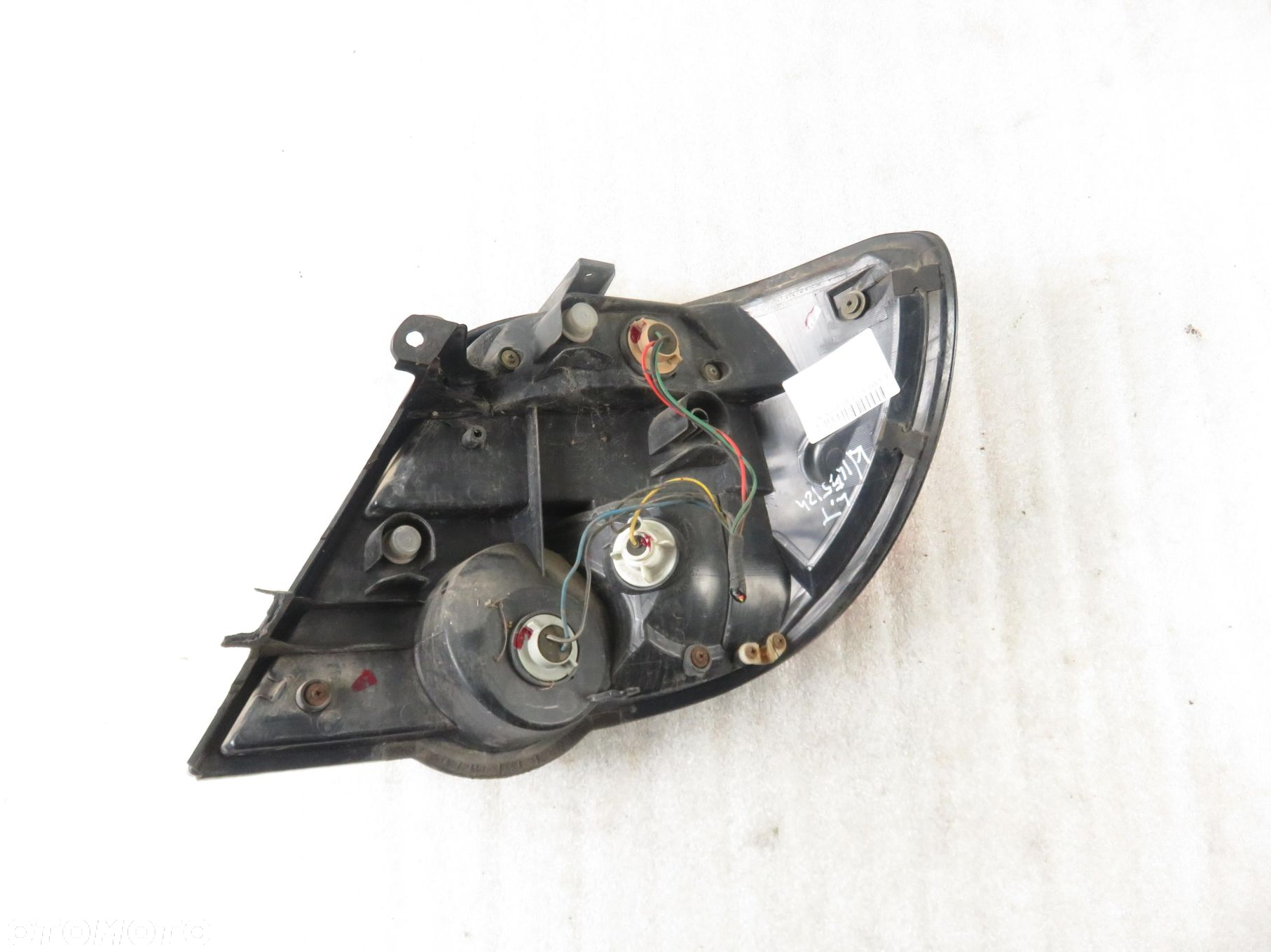 LAMPA LEWA TYLNA SUBARU IMPREZA II - 3