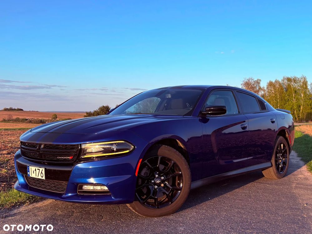 Dodge Charger 3.6 SXT AWD - 2