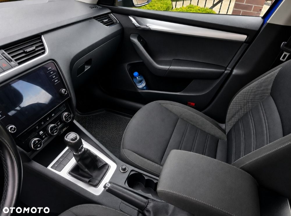 Skoda Octavia 1.6 TDI SCR Ambition - 7
