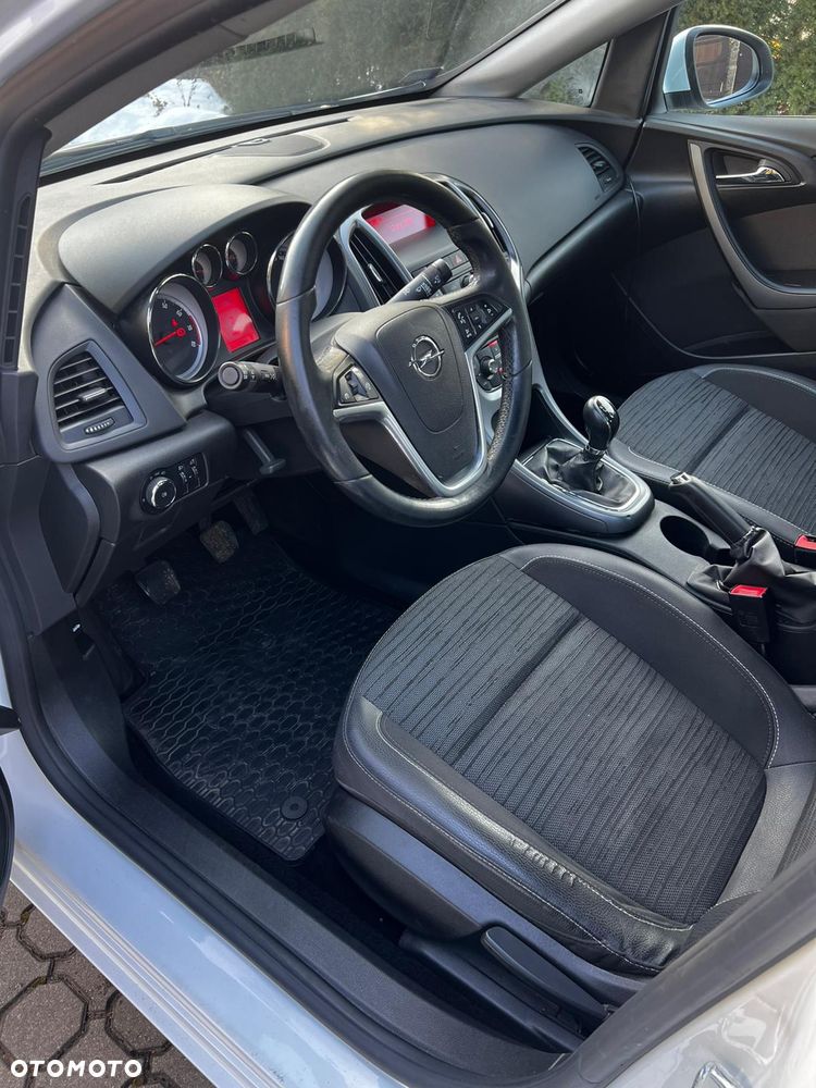 Opel Astra - 2