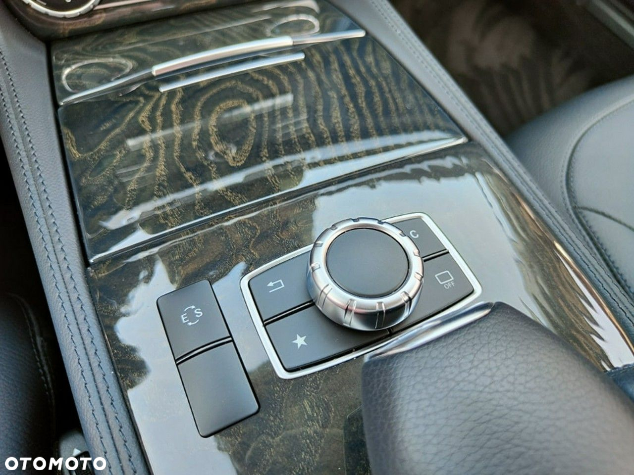 Mercedes-Benz CLS - 31