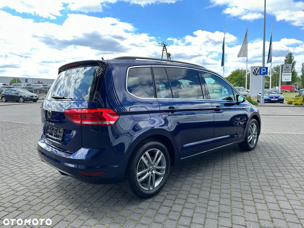Volkswagen Touran 1.5 TSI EVO Comfortline Plus DSG - 10