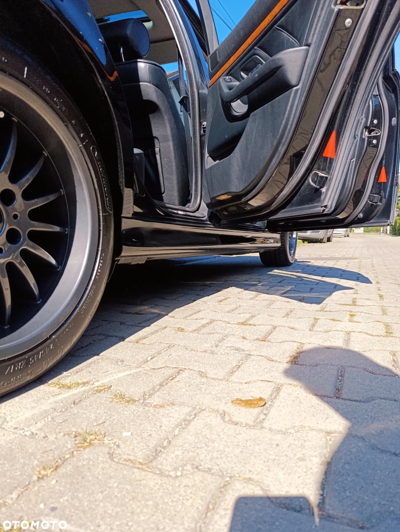 BMW Seria 5 523i - 11