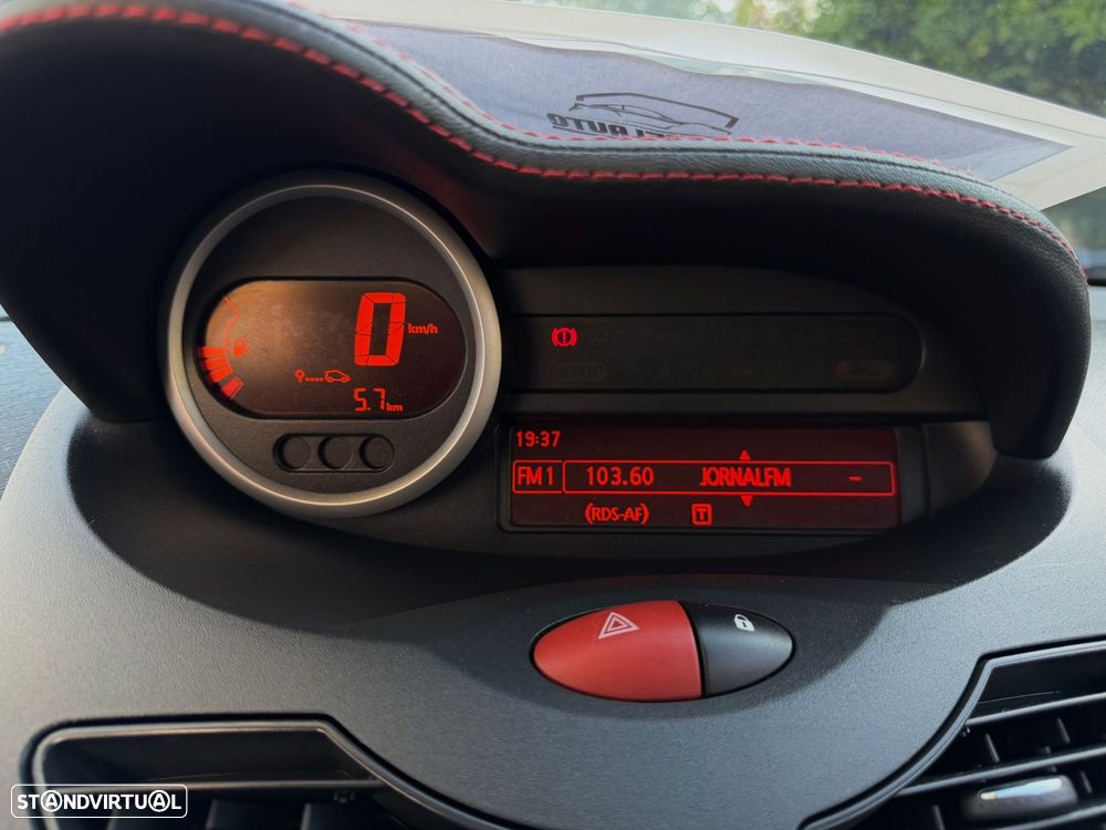 Renault Twingo 1.2 16V Ripcurl — fotografia 32