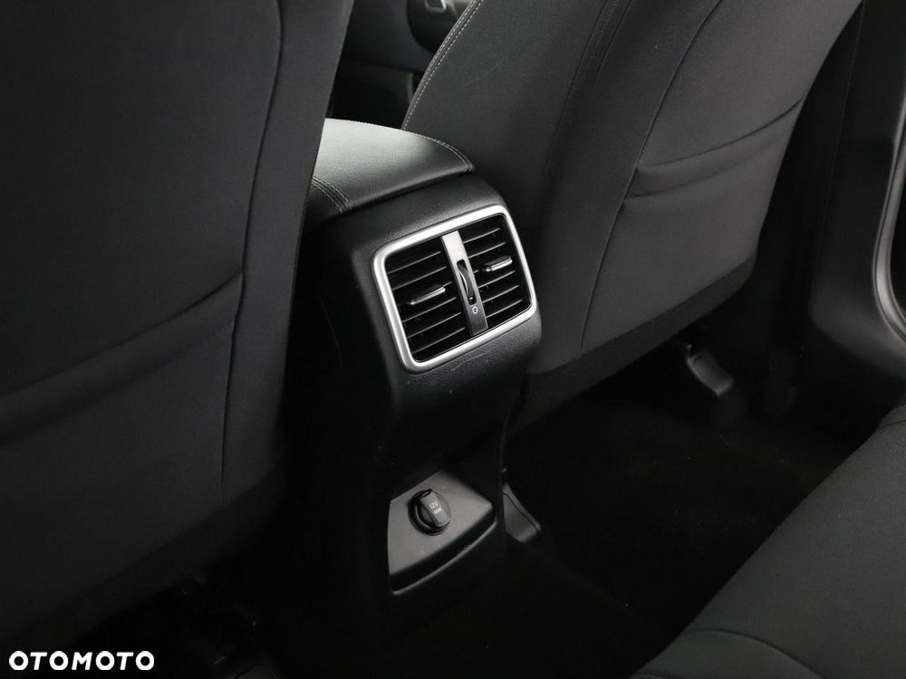 Kia Sportage 1.6 GDI Business Line 2WD - 37