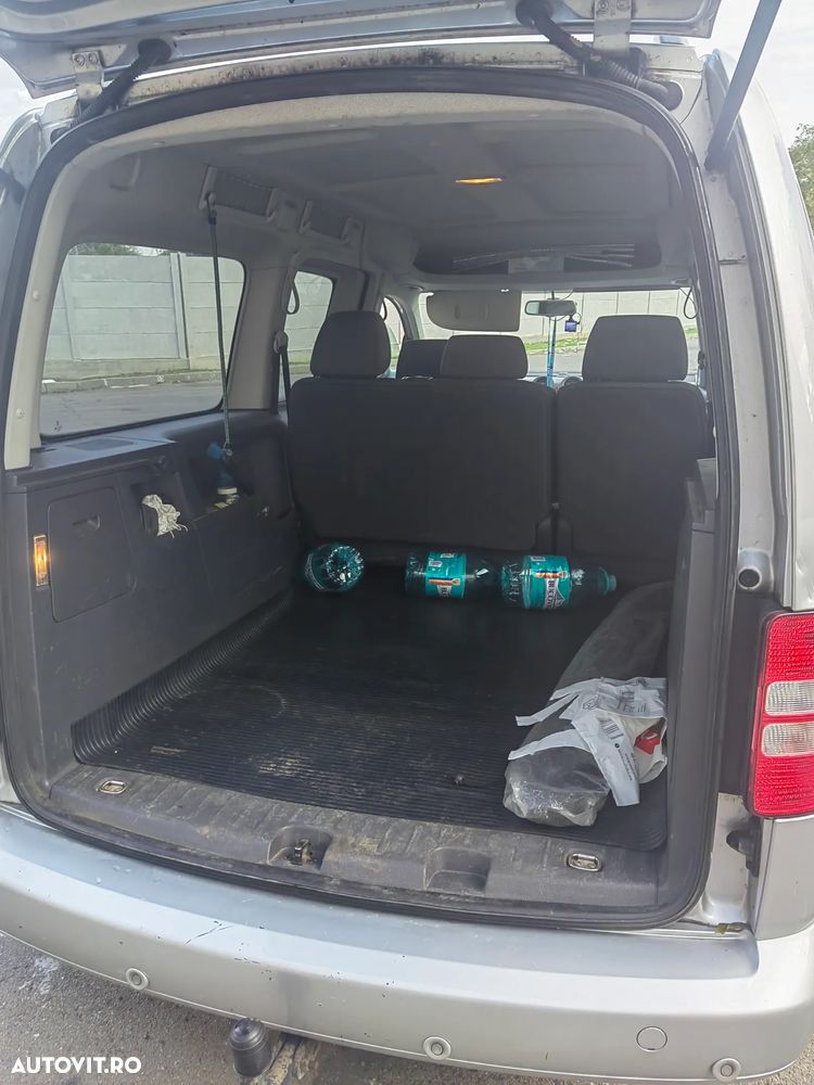 Volkswagen Caddy Maxi 2.0 TDI Comfortline - 11