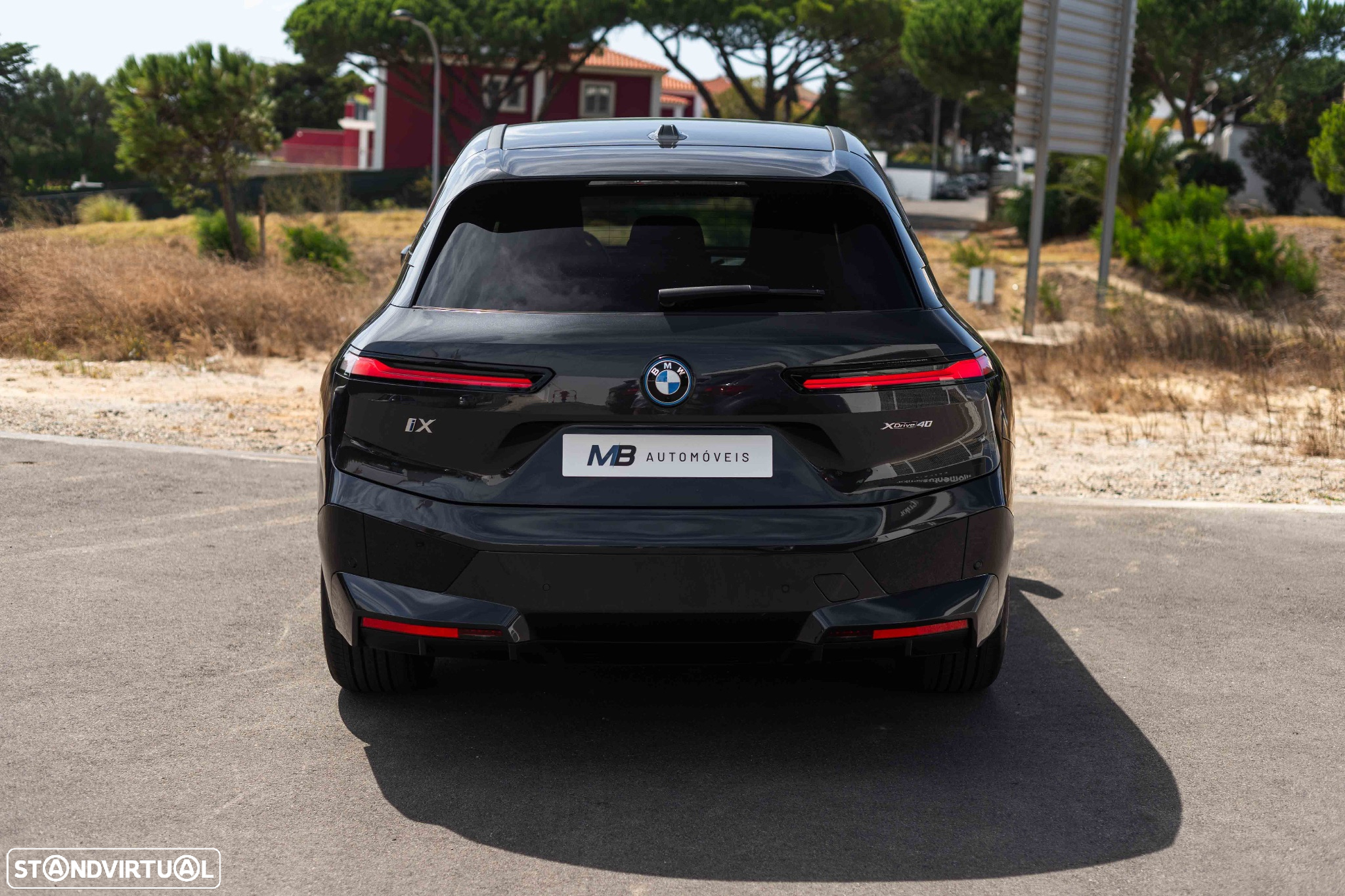 BMW iX xDrive 40 Pack Desportivo - 37