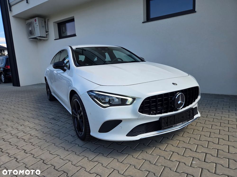 Mercedes-Benz CLA - 1