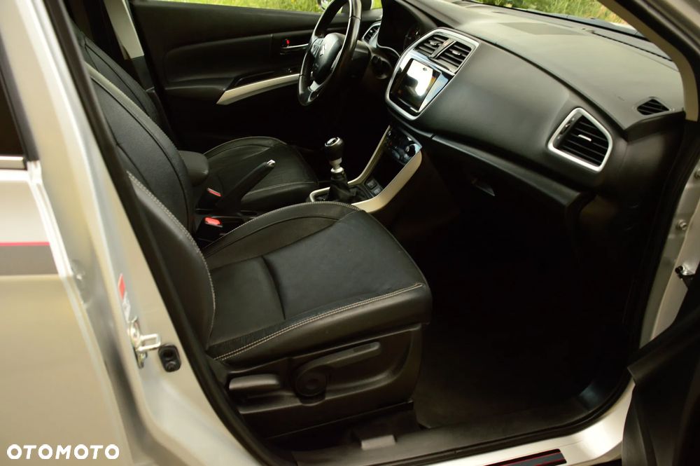 Suzuki SX4 S-Cross 1.4 T Elegance 4WD - 4