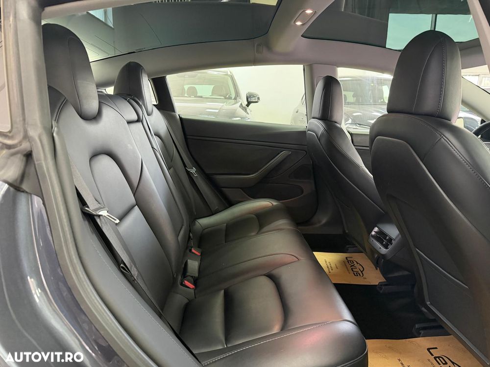Tesla Model 3 Langstreckenbatterie Allradantrieb Dual Motor - 15
