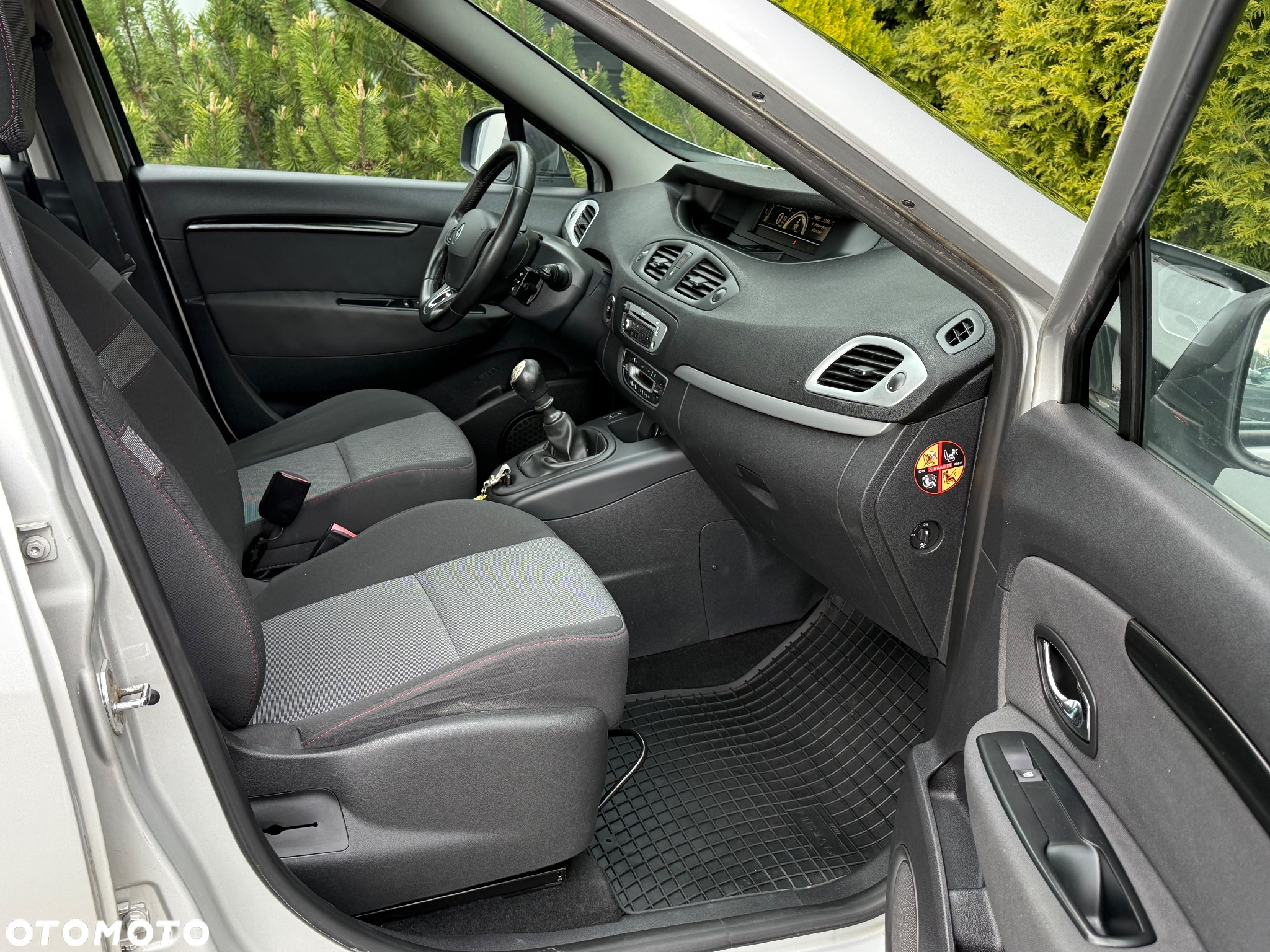 Renault Scenic - 6