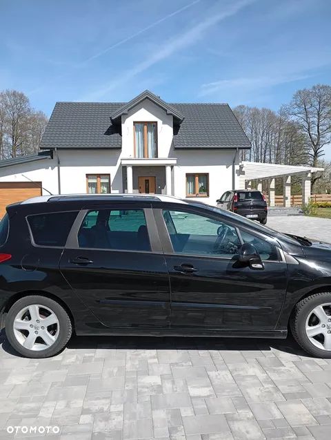 Peugeot 308 1.6 Premium - 8