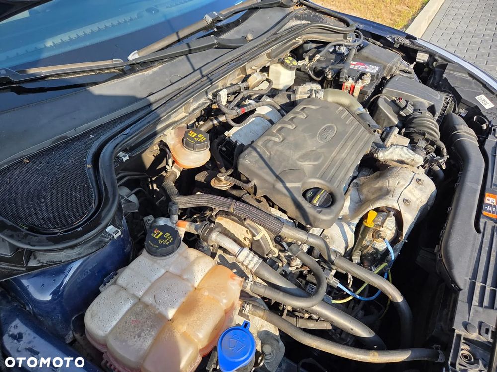 Ford Focus 1.5 EcoBlue Connected - 24