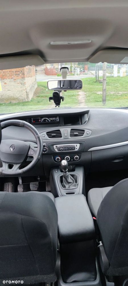 Renault Scenic - 15