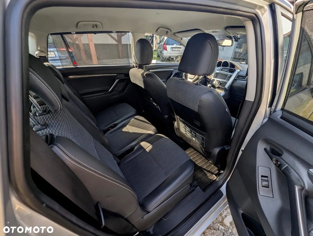 Toyota Verso 2.2 D-CAT Prestige - 9