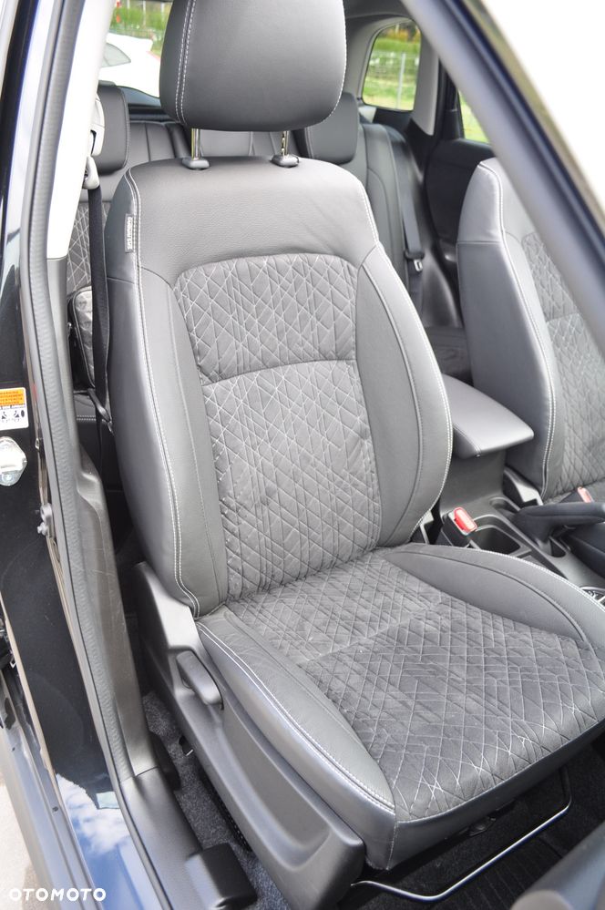 Suzuki Vitara 1.4 Boosterjet Hybrid Comfort+ - 32
