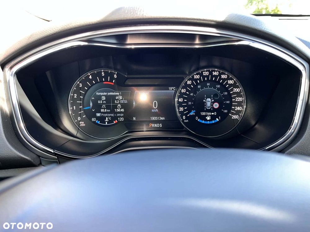 Ford Mondeo 2.0 TDCi Titanium PowerShift - 9