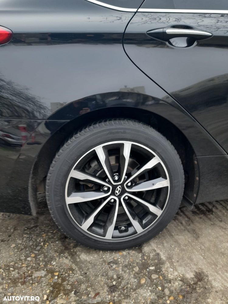 Hyundai i40 1.7 CRDI CW 7DCT ISG Supreme Pack+ - 3